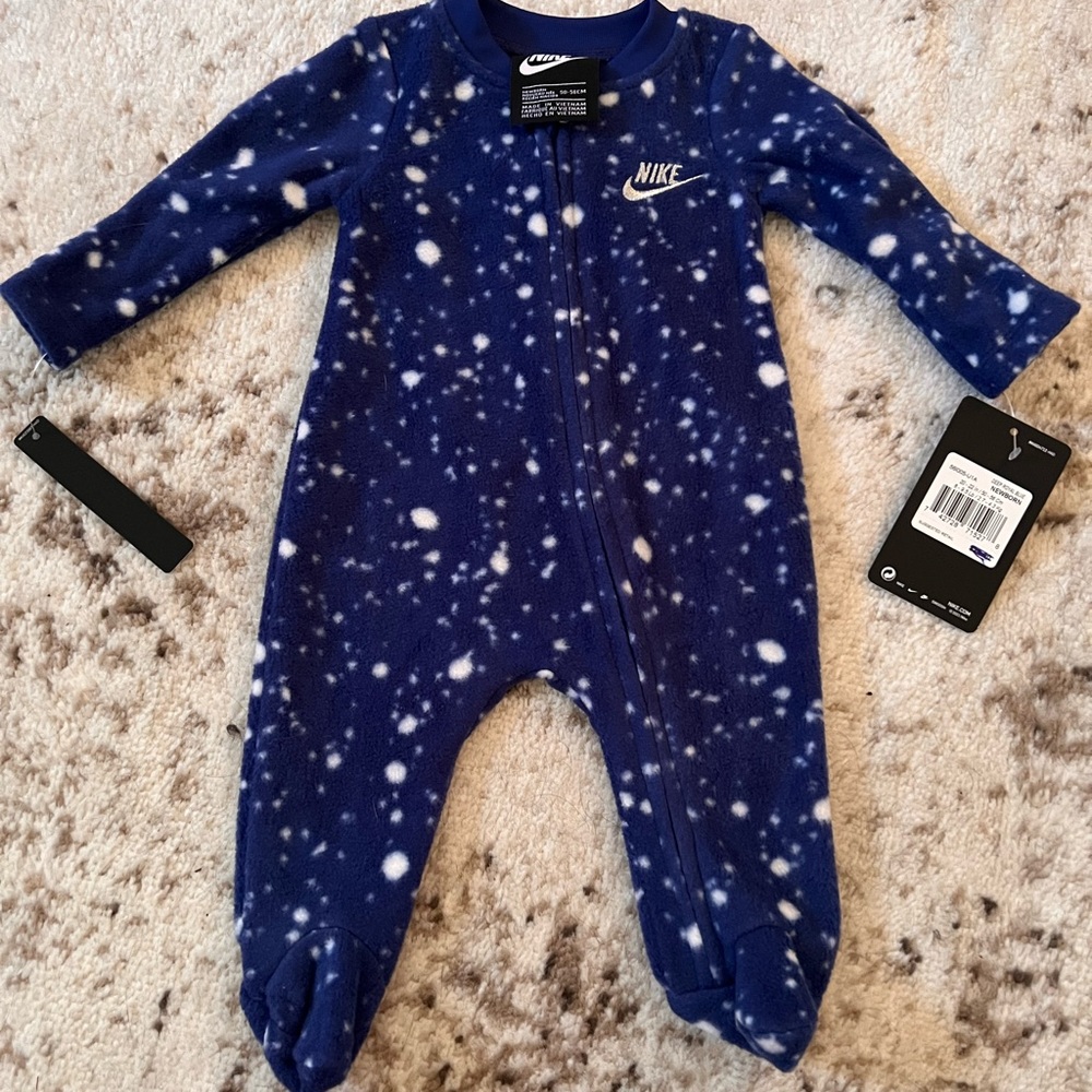 Nike Newborn Sleeper NWT